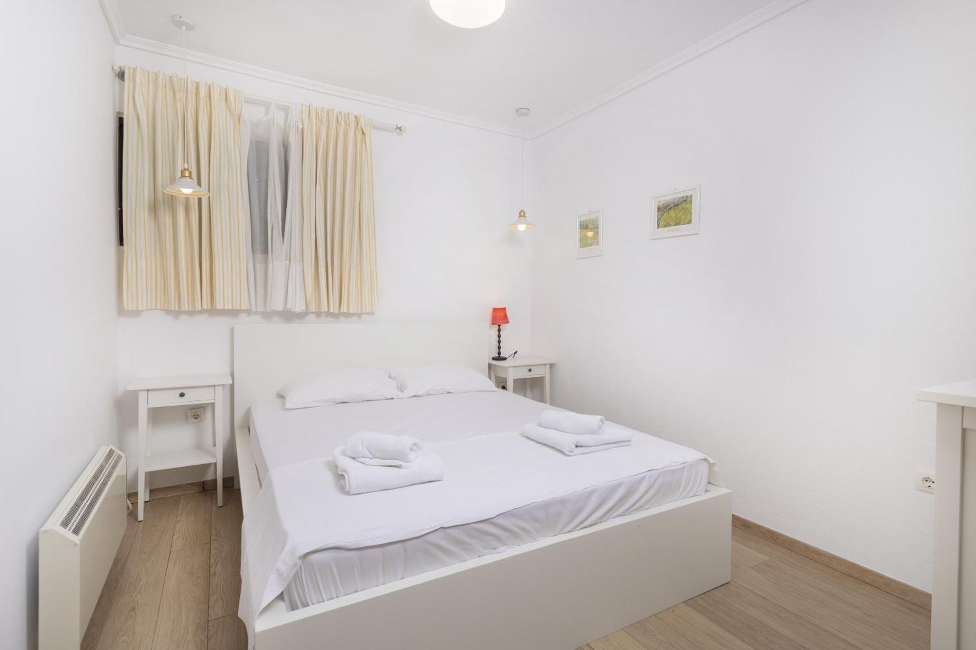 Lovely Villa 3 Min From The Beach Hanioti Exterior photo