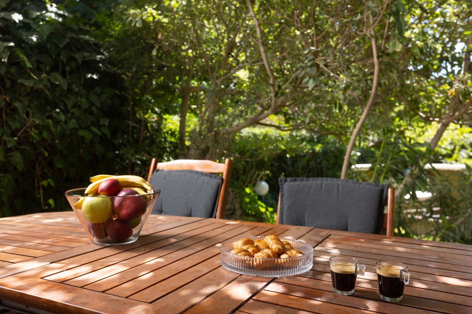 Lovely Villa 3 Min From The Beach Hanioti Exterior photo